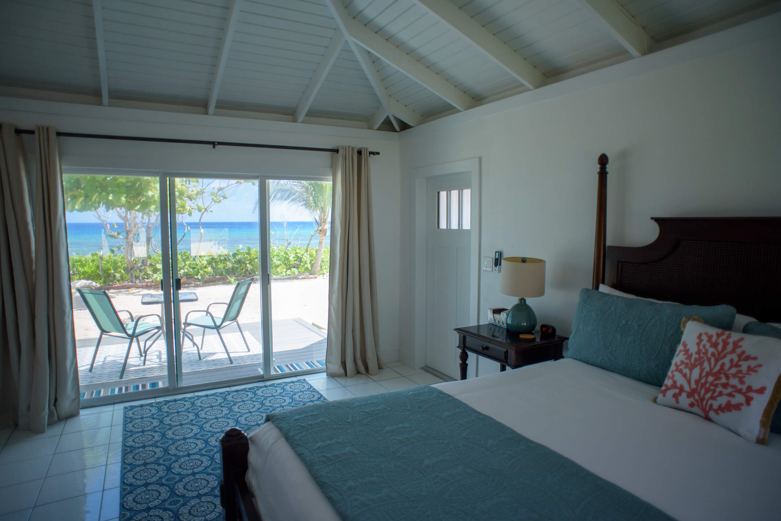 Breezy Bay Cayman Master bedroom oceanview